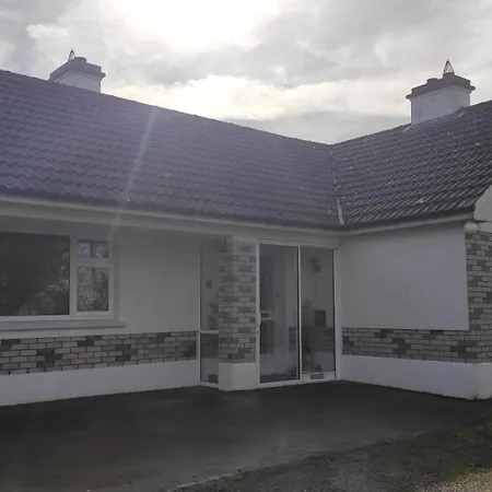 Guest house Retreat By The Feale, Finuge *