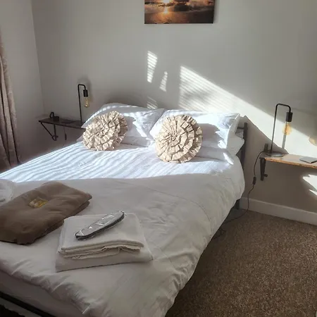 Retreat By The Feale *