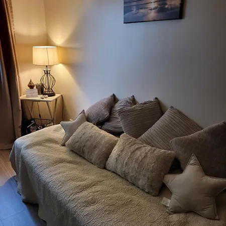 Retreat By The Feale Habitación en casa particular *